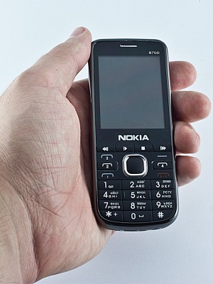 Точная копия Nokia 6700 на 4 SIM